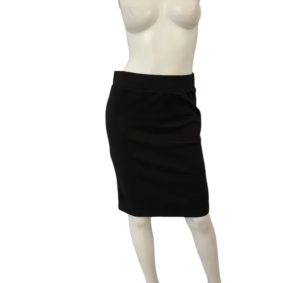 ECI Black Knit Stretch Skirt sz Small - Picture 1 of 6